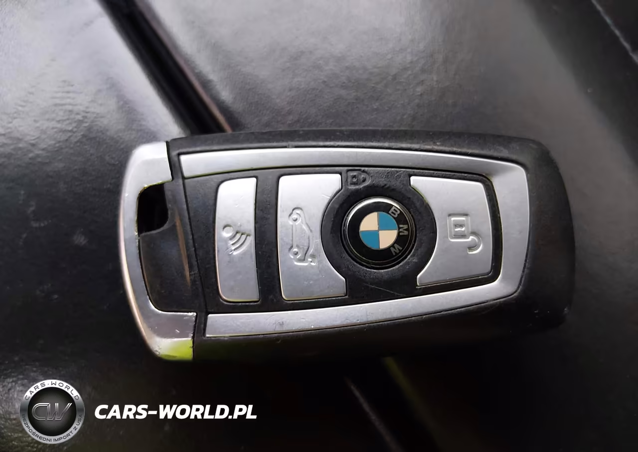 2009 BMW 750I VIN:WBAKA83569CY33239 - 11