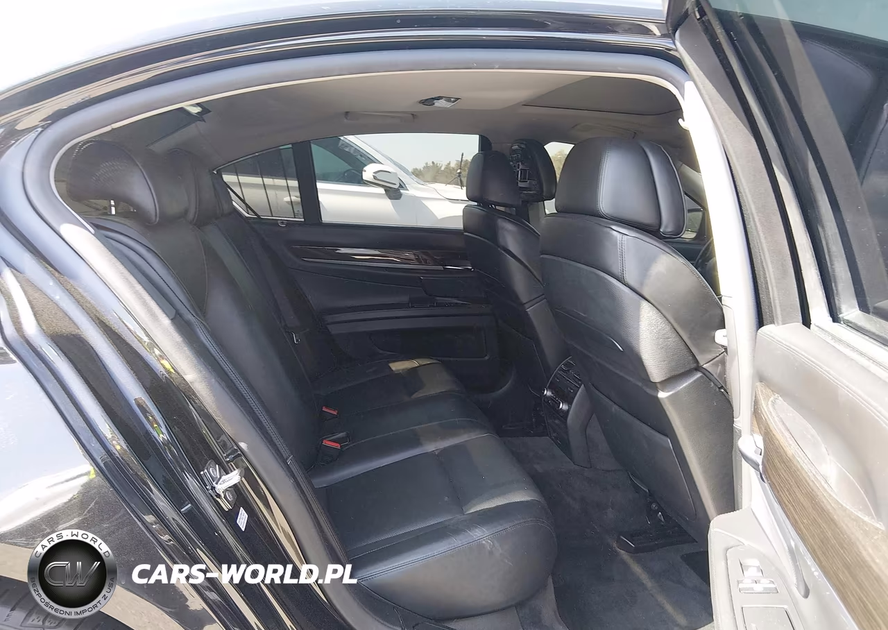 2009 BMW 750I VIN:WBAKA83569CY33239 - 8