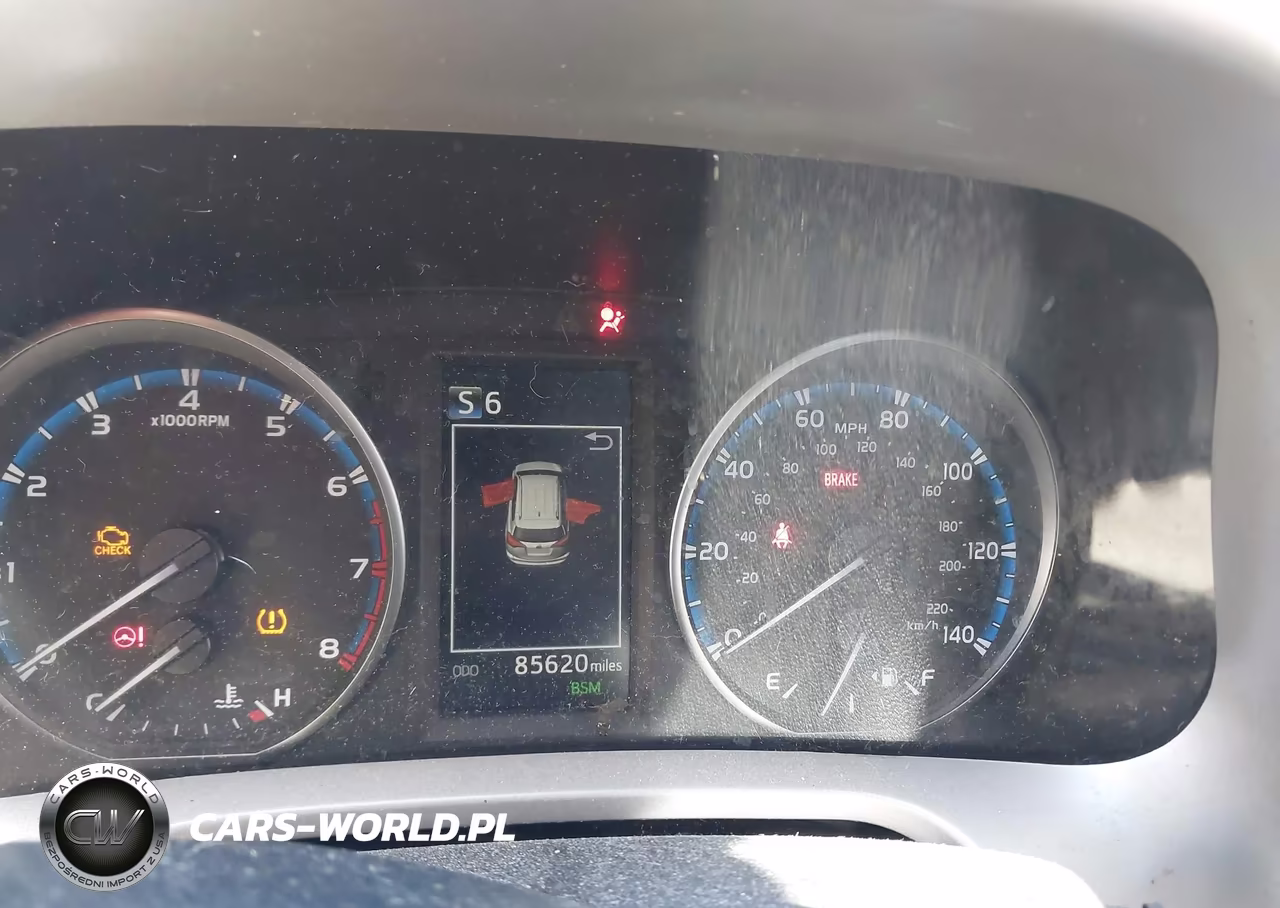 2018 Toyota Rav4 Adventure VIN:2T3RFREV4JW823543 - 7