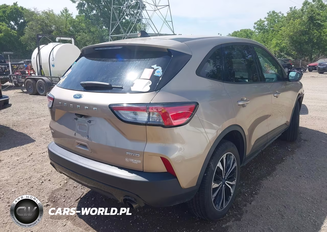 2021 Ford Escape Se VIN:1FMCU9G61MUA92455 - 4
