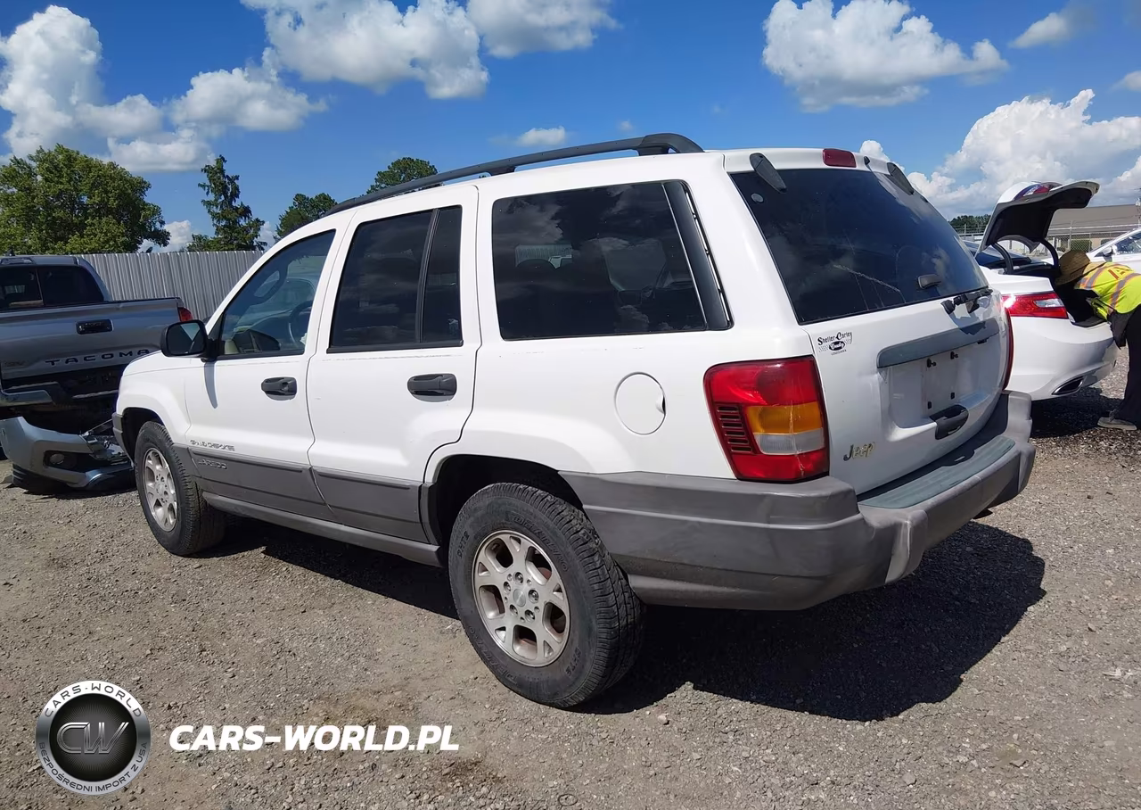 2003 Jeep Grand Cherokee Laredo VIN:1J4GX48S23C522469 - 3