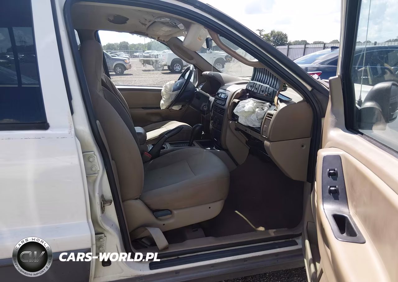 2003 Jeep Grand Cherokee Laredo VIN:1J4GX48S23C522469 - 5
