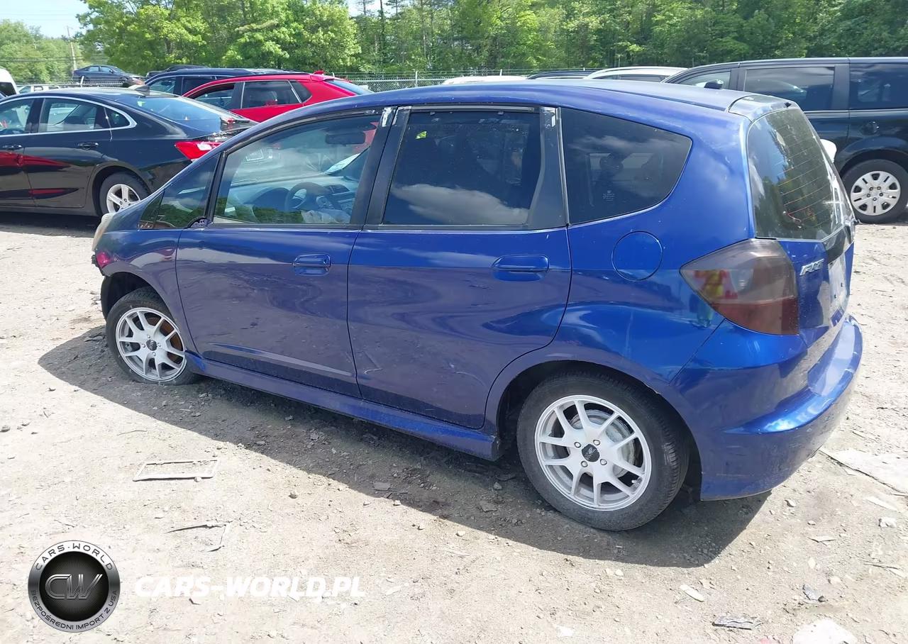 2010 Honda Fit VIN:JHMGE8H26AS012047 - 3