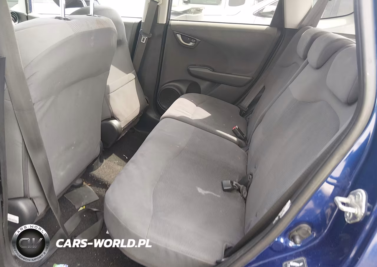 2010 Honda Fit VIN:JHMGE8H26AS012047 - 8