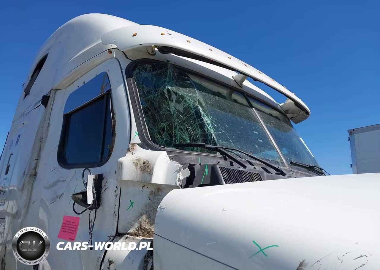 2012 Freightliner Cascadia 125 VIN:1FUJGLDR7CSBJ6763 - 17