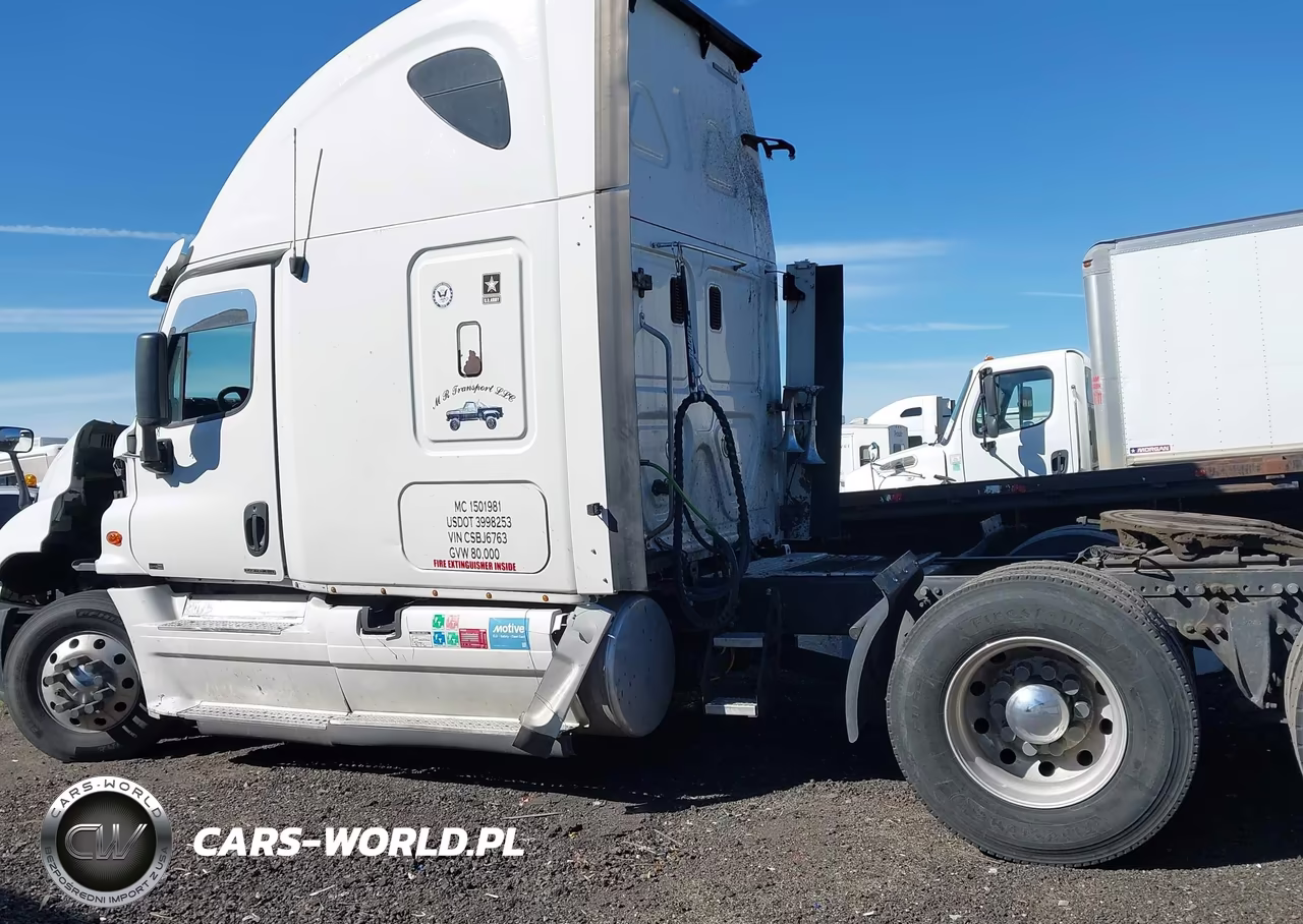 2012 Freightliner Cascadia 125 VIN:1FUJGLDR7CSBJ6763 - 3