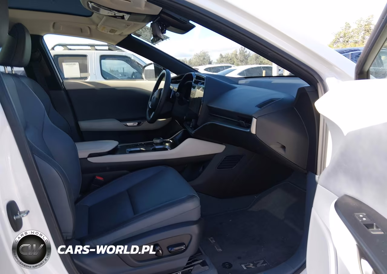 2024 Lexus Rz 300E Premium VIN:JTJABABB6RA000818 - 5