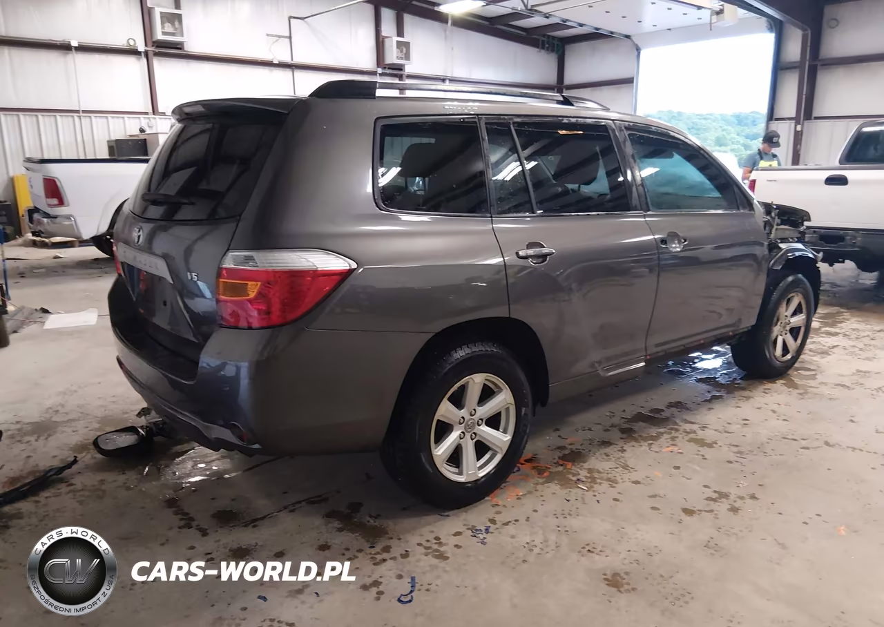 2008 Toyota Highlander VIN:JTEDS41A582000873 - 4