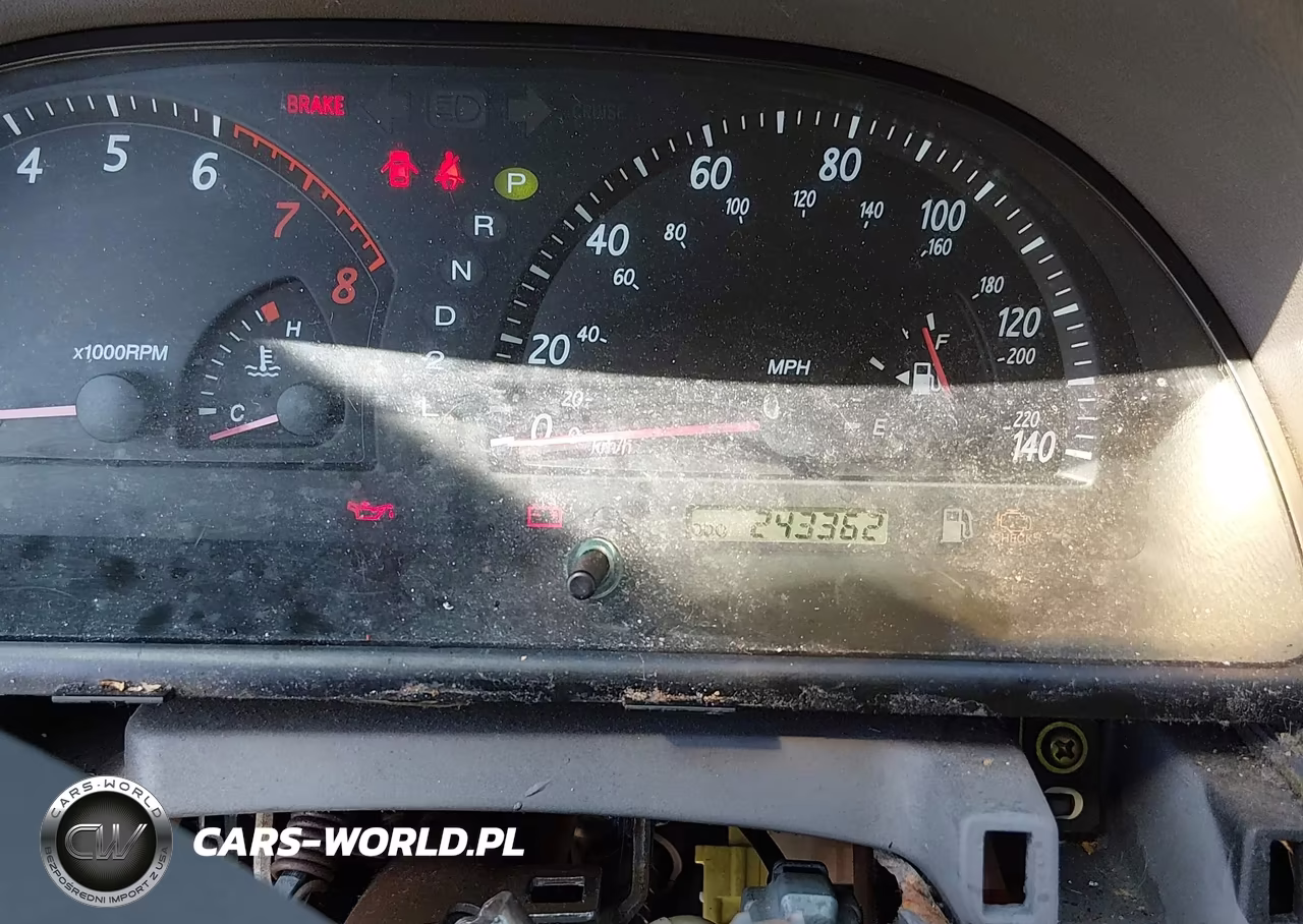 2004 Toyota Camry Le VIN:4T1BE32K34U852363 - 13