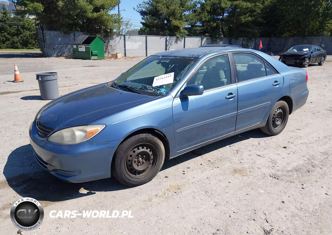2004 Toyota Camry Le VIN:4T1BE32K34U852363 - 2