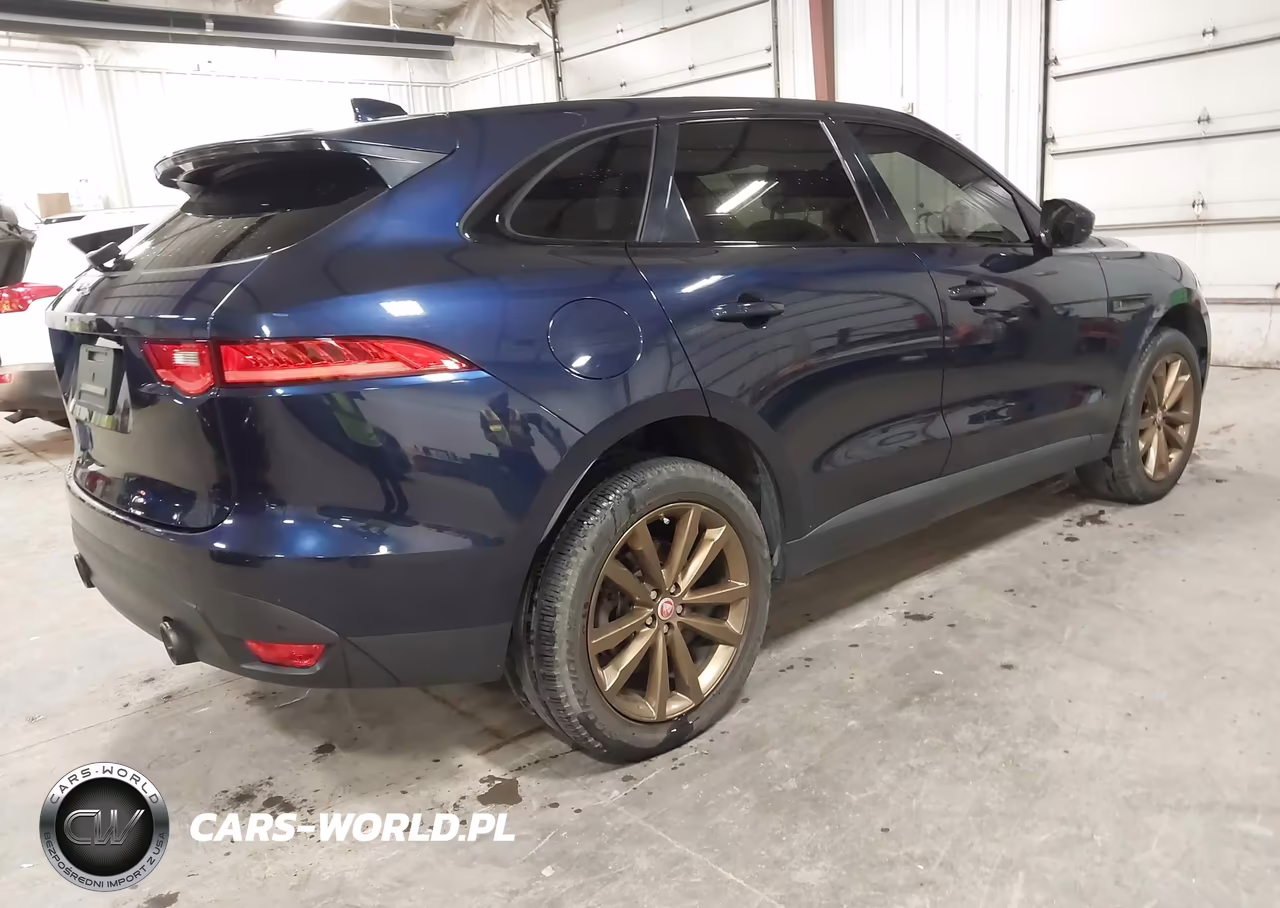 2017 Jaguar F-Pace 35T Prestige VIN:SADCK2BV8HA897669 - 4