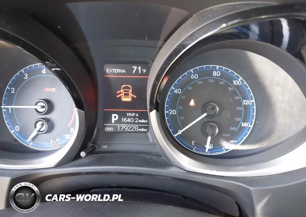 2016 Toyota Corolla S Plus VIN:2T1BURHE4GC486135 - 7