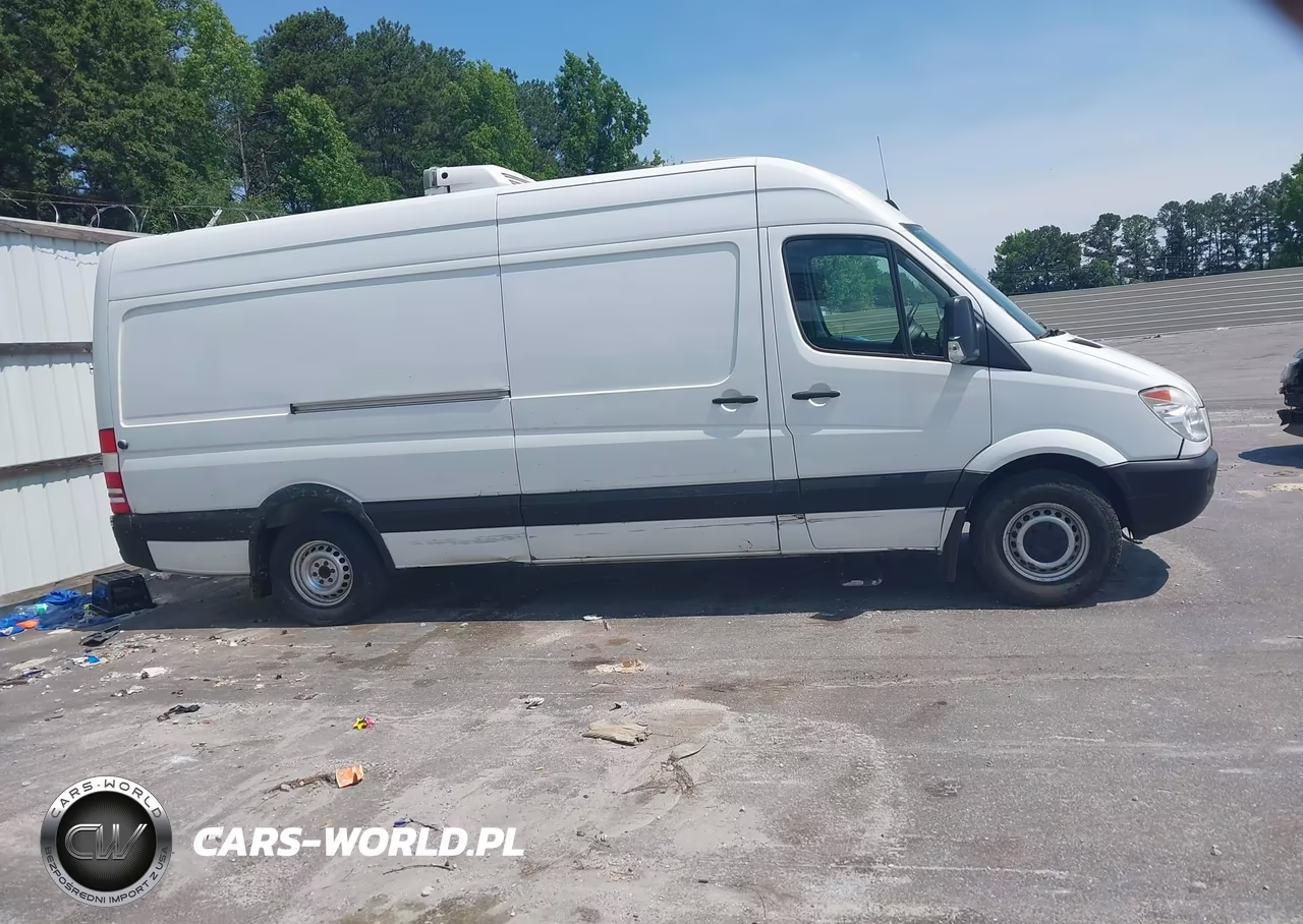 2010 Freightliner Sprinter 2500 VIN:WDYPE8CC5A5494983 - 13