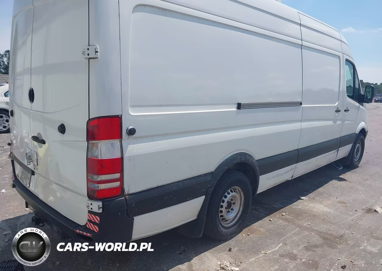 2010 Freightliner Sprinter 2500 VIN:WDYPE8CC5A5494983 - 4