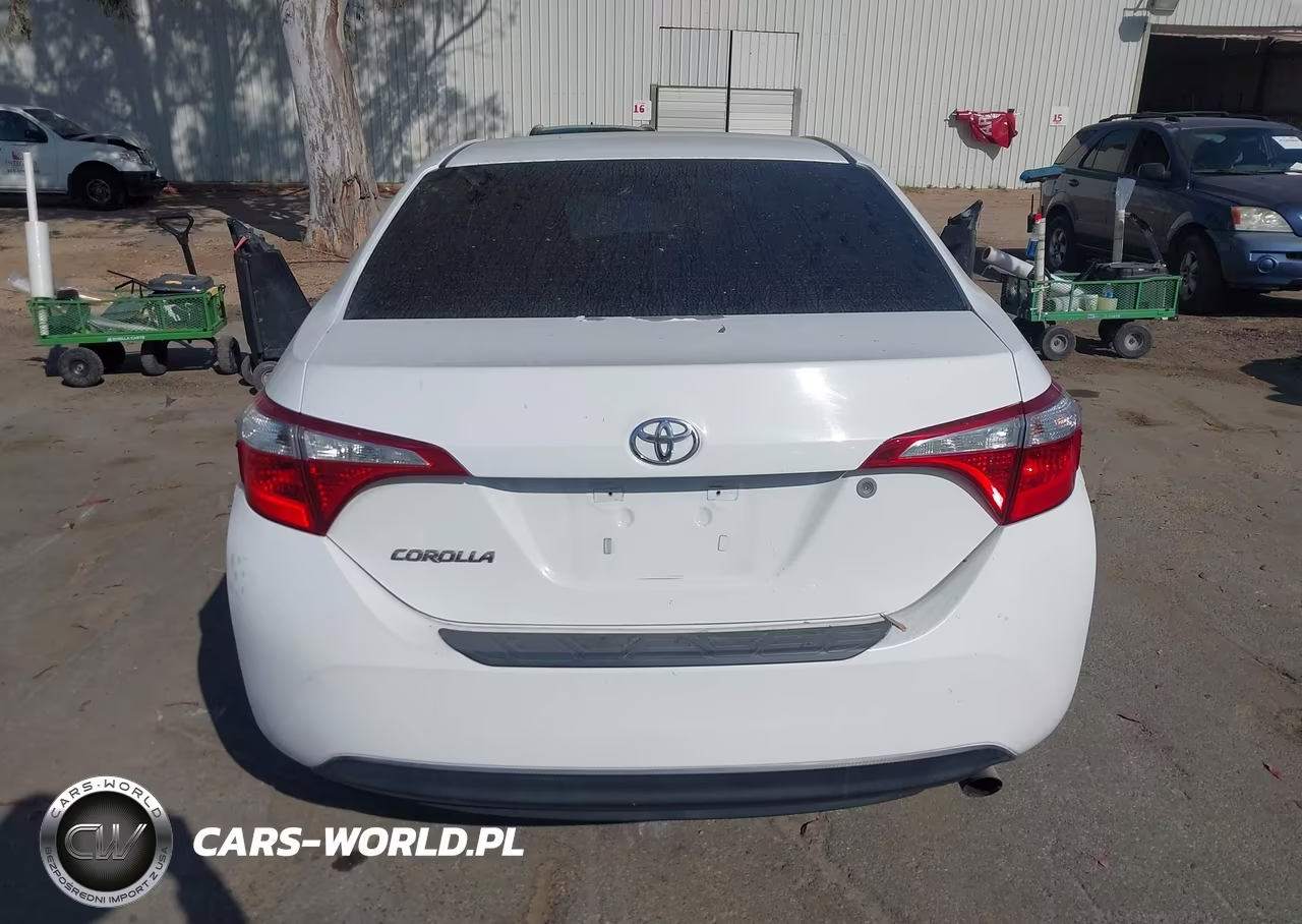 2015 Toyota Corolla L VIN:5YFBURHE6FP280832 - 16
