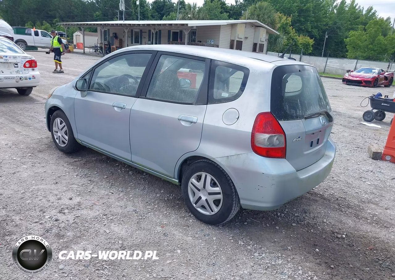 2007 Honda Fit VIN:JHMGD38497S020384 - 3
