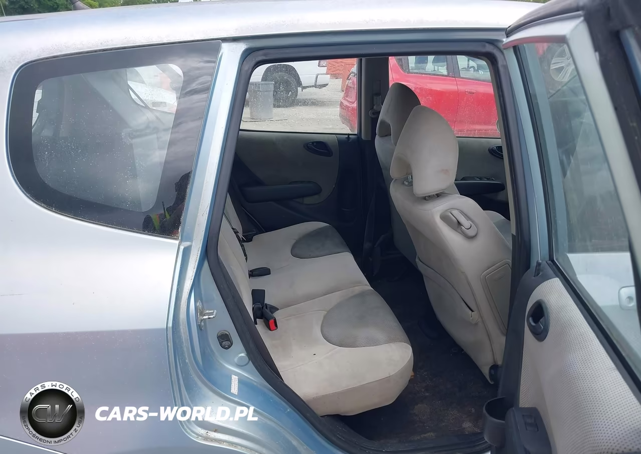 2007 Honda Fit VIN:JHMGD38497S020384 - 8