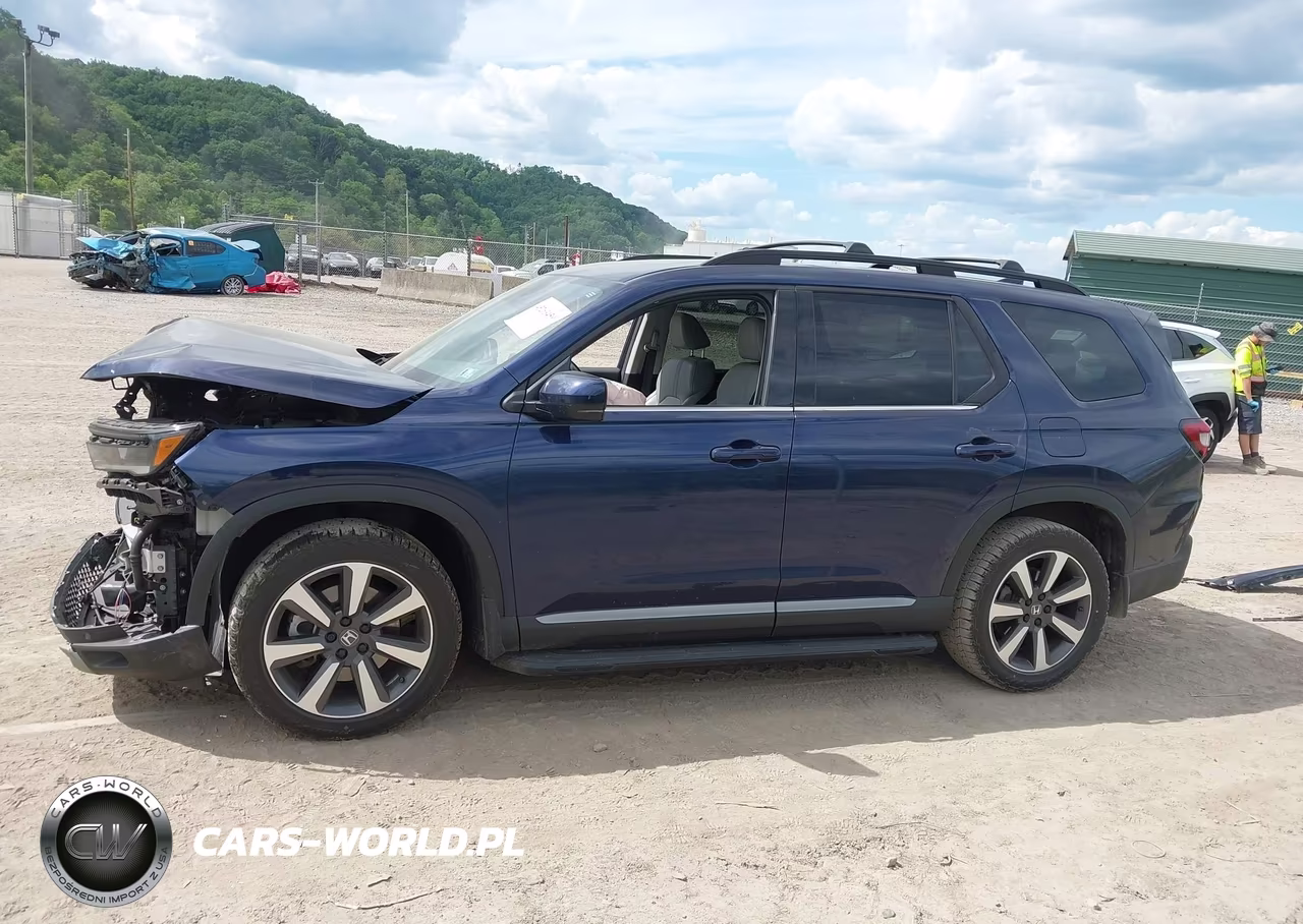2024 Honda Pilot Touring VIN:5FNYG1H74RB043762 - 15