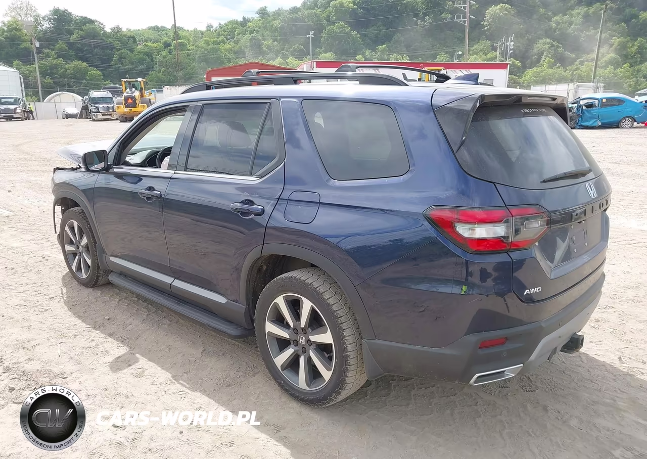 2024 Honda Pilot Touring VIN:5FNYG1H74RB043762 - 3
