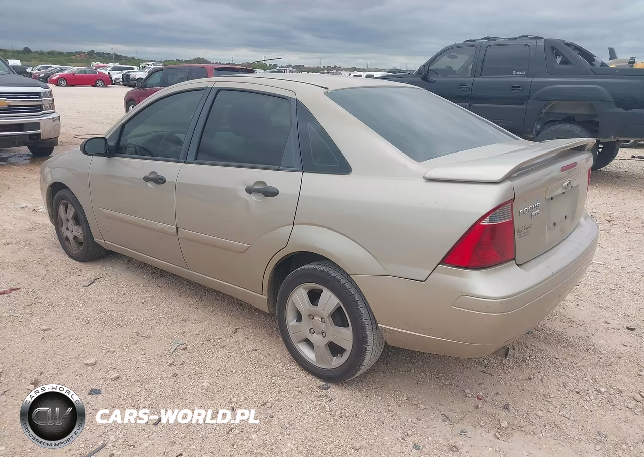 2007 Ford Focus S-Se-Ses VIN:1FAFP34N47W330492 - 3