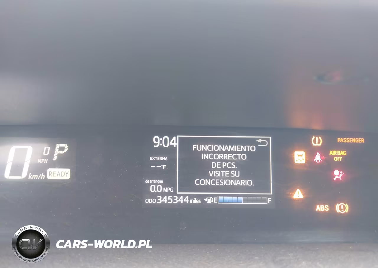 2018 Toyota Prius C One VIN:JTDKDTB35J1600448 - 16