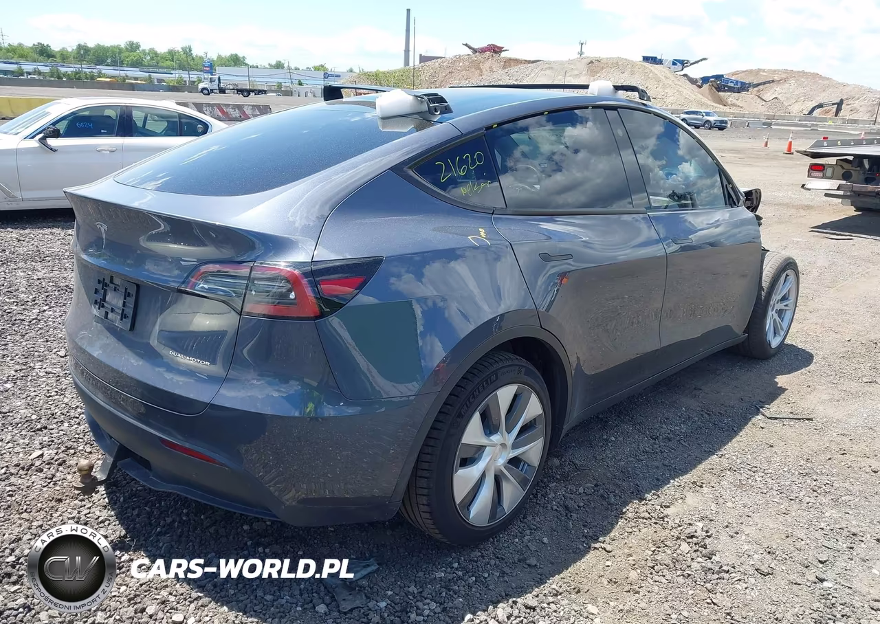2023 Tesla Model Y Awd-Long Range Dual Motor All-Wheel Drive VIN:7SAYGDEE4PA106134 - 4