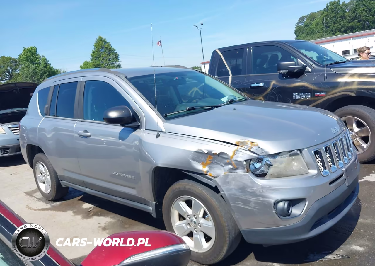 2014 Jeep Compass Sport VIN:1C4NJCBA0ED882832 - 13