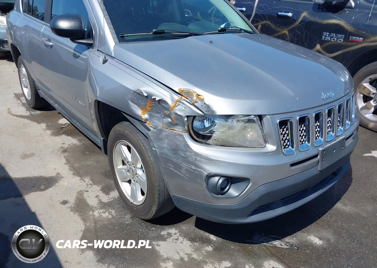 2014 Jeep Compass Sport VIN:1C4NJCBA0ED882832 - 6