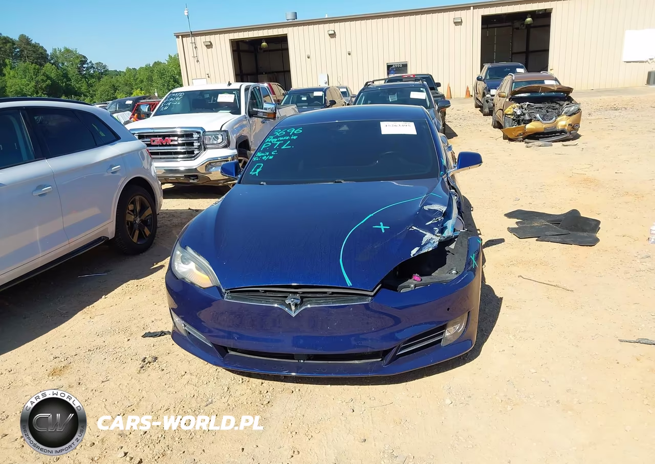 2015 Tesla Model S 70D-85D-P85D VIN:5YJSA1E21FF103704 - 12