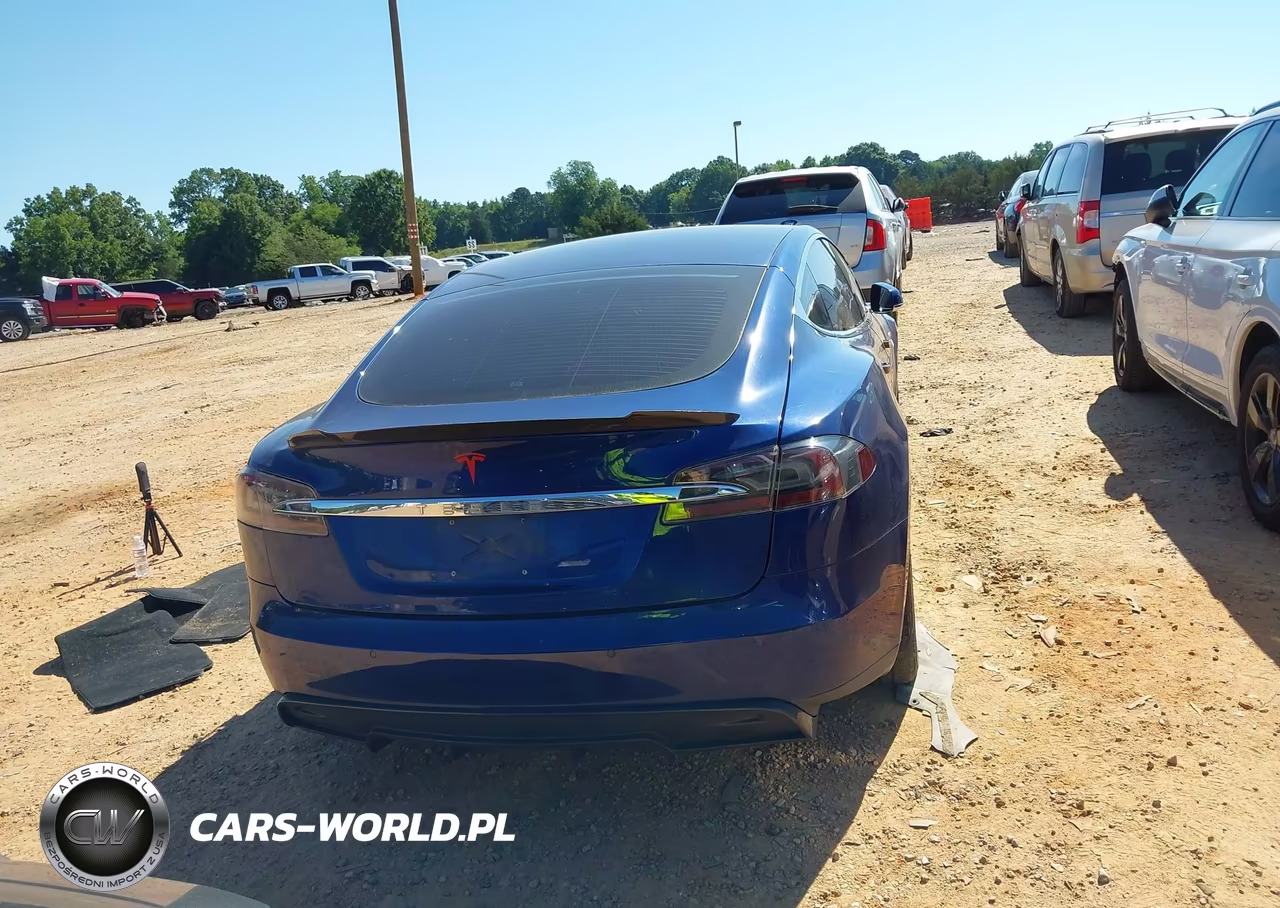 2015 Tesla Model S 70D-85D-P85D VIN:5YJSA1E21FF103704 - 16