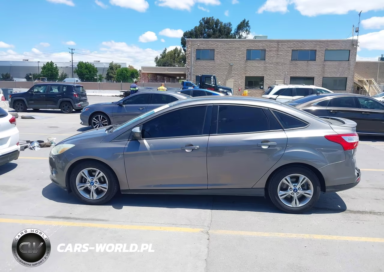 2012 Ford Focus Se VIN:1FAHP3F20CL175222 - 14