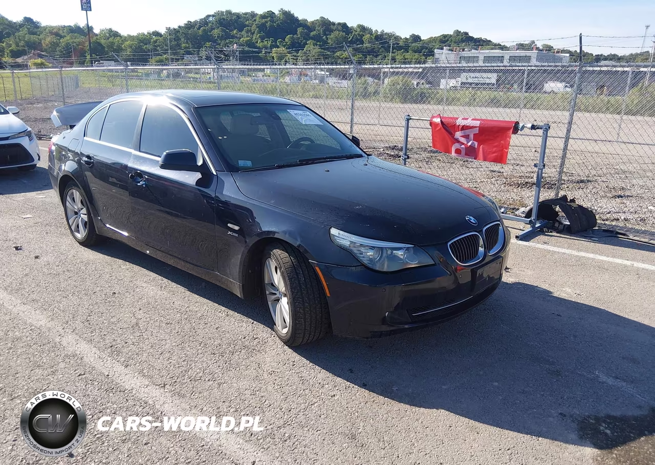 2010 BMW 528I xDrive – zdjęcie 1 z 11