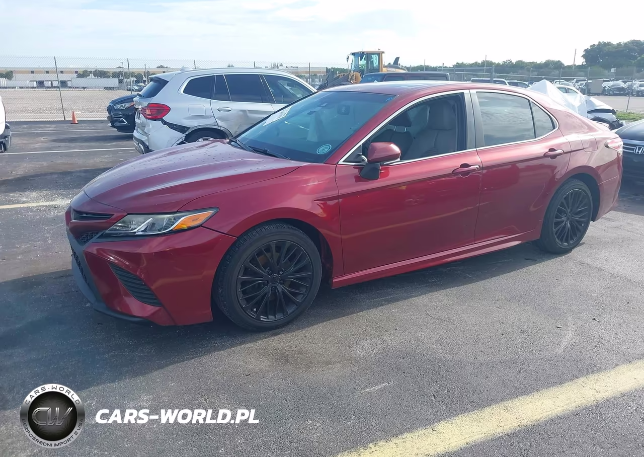 2018 Toyota Camry Se VIN:4T1B11HK2JU613096 - 2