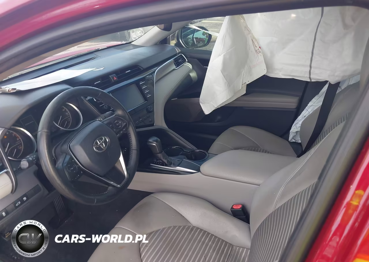 2018 Toyota Camry Se VIN:4T1B11HK2JU613096 - 5