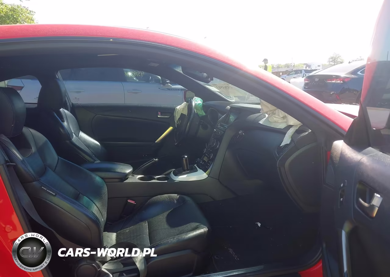 2013 Hyundai Genesis 3.8 Track VIN:KMHHU6KJ0DU086551 - 5
