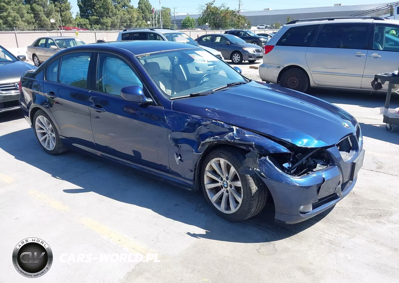 2011 BMW 328I – zdjęcie 1 z 11