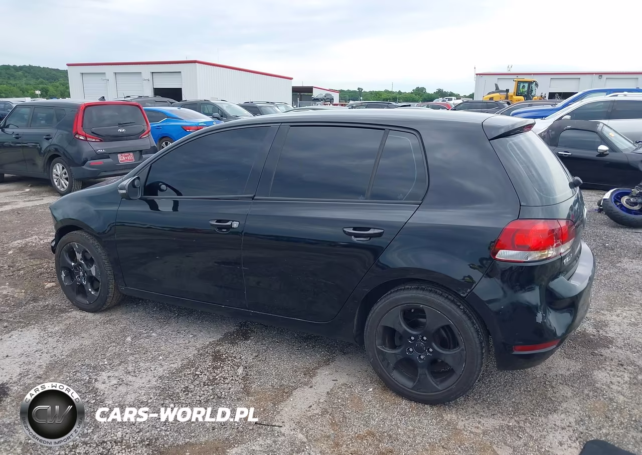2010 Volkswagen Golf 4-Door VIN:WVWDA7AJXAW086852 - 14