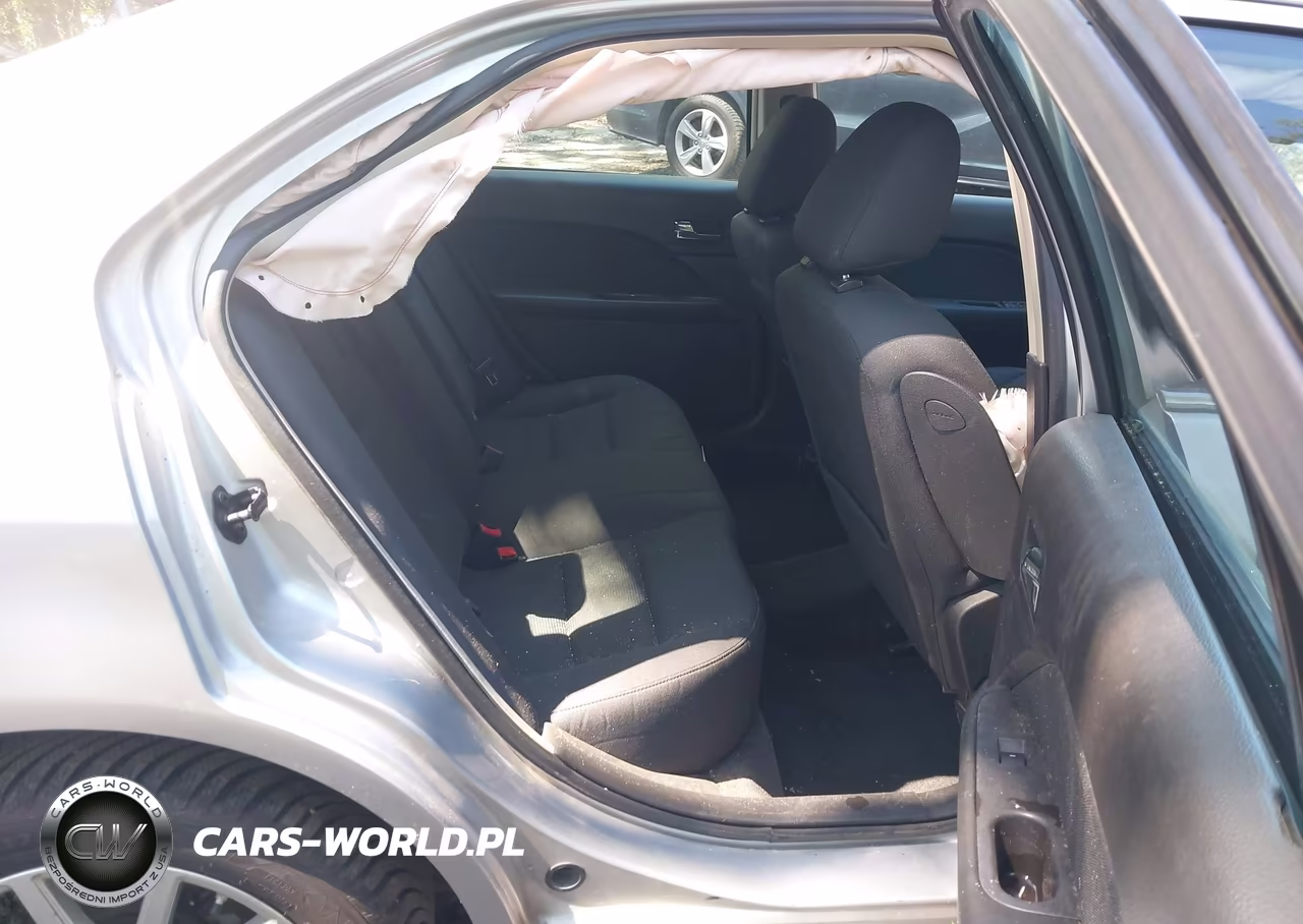 2010 Ford Fusion Se VIN:3FAHP0HGXAR403930 - 8