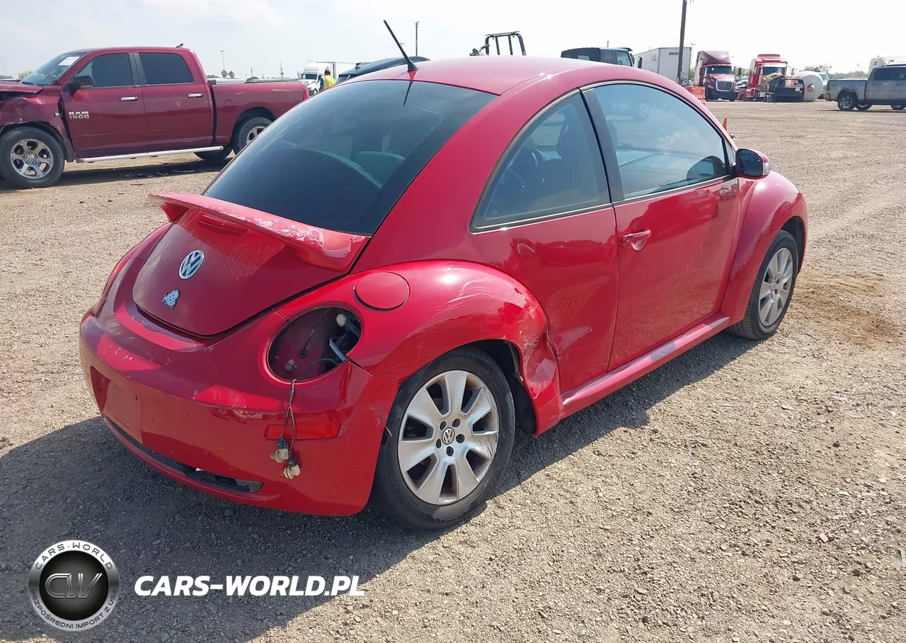 2008 Volkswagen New Beetle S-Se VIN:3VWRW31C78M507578 - 4