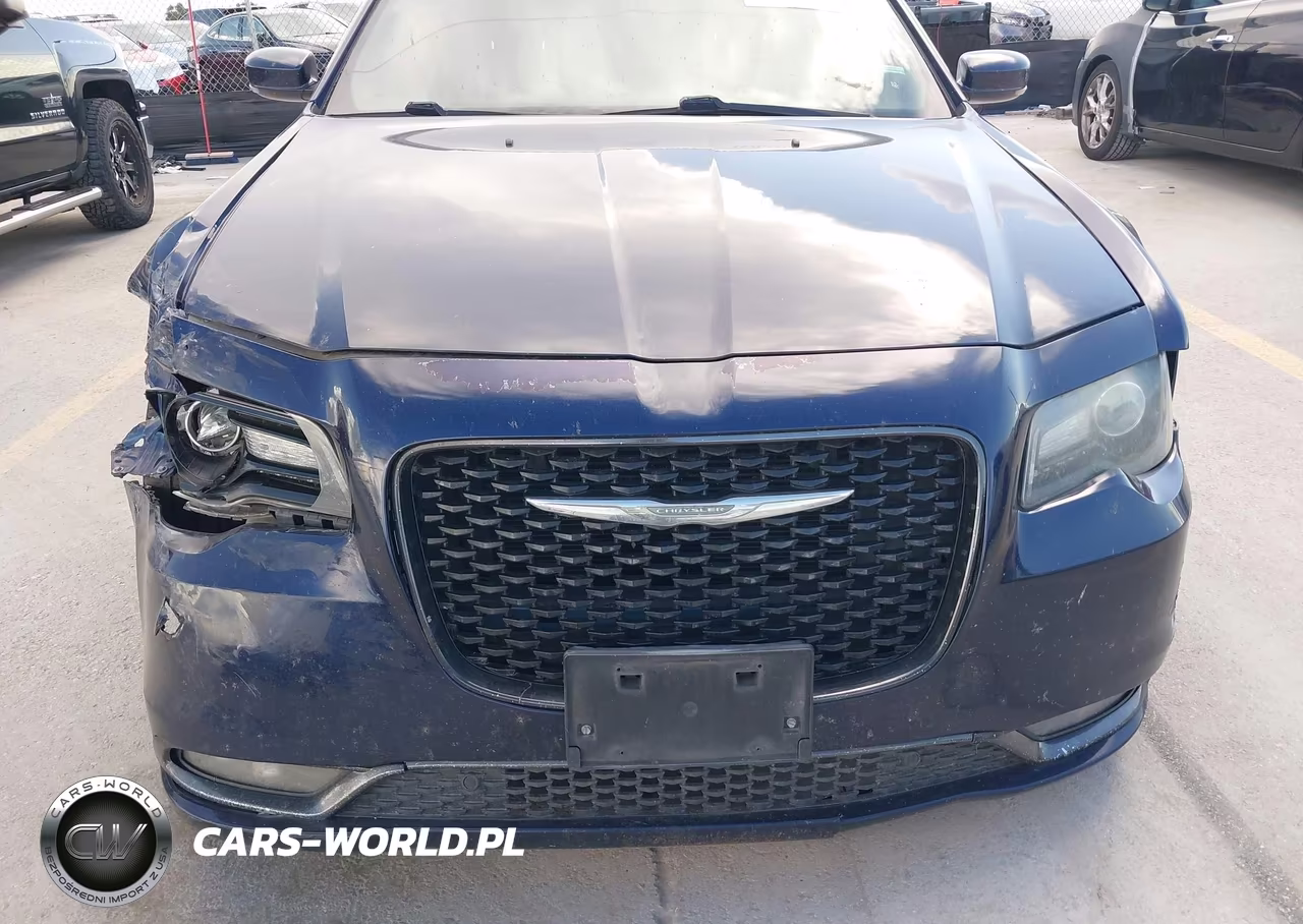 2015 Chrysler 300 300S VIN:2C3CCABG7FH746765 - 6