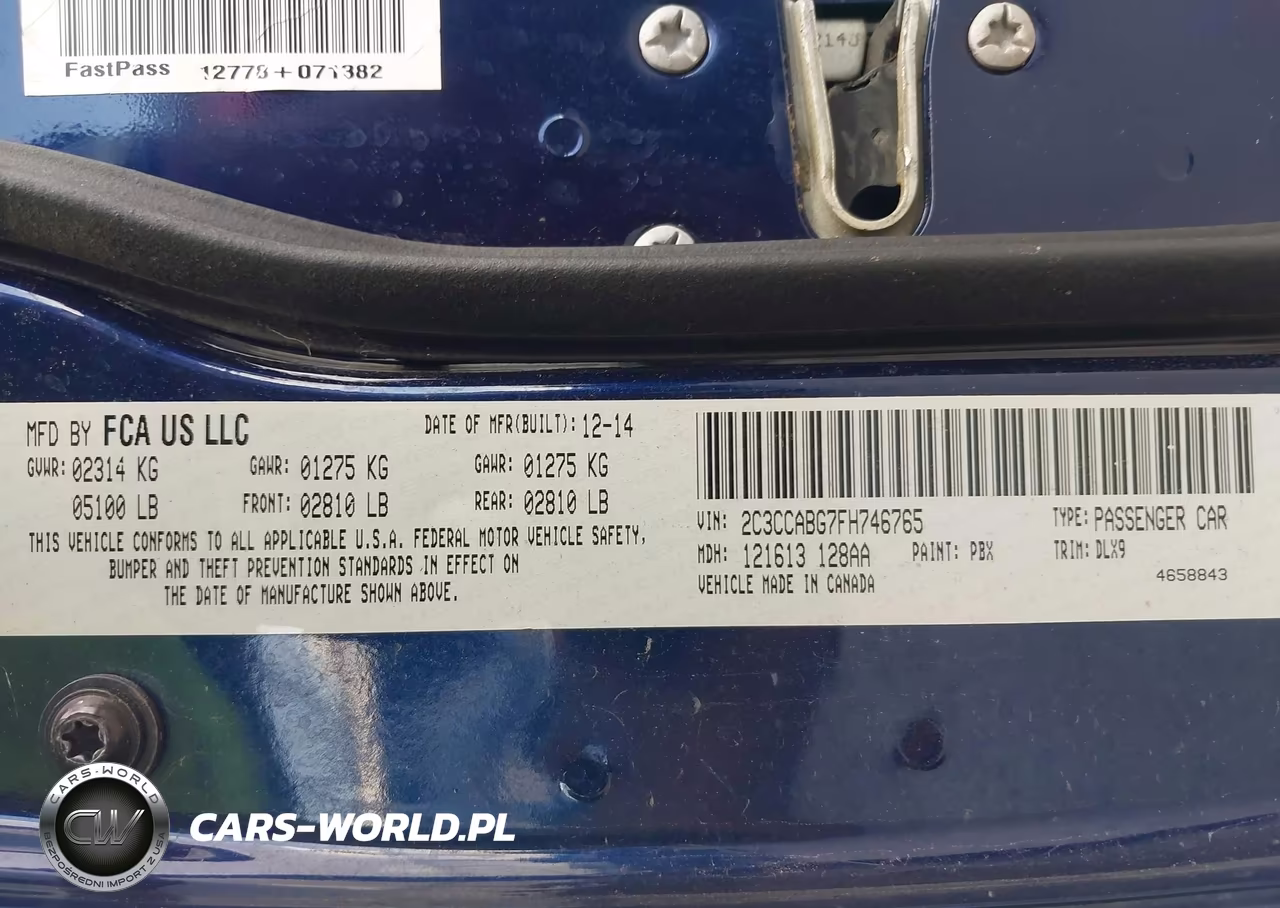 2015 Chrysler 300 300S VIN:2C3CCABG7FH746765 - 9