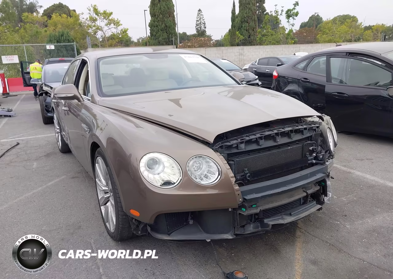 2014 Bentley Flying Spur – zdjęcie 1 z 18