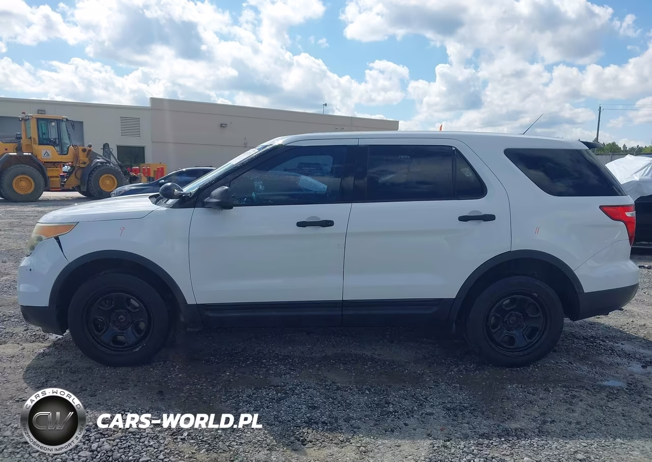 2015 Ford Utility Police Interceptor VIN:1FM5K8AR7FGA66374 - 14