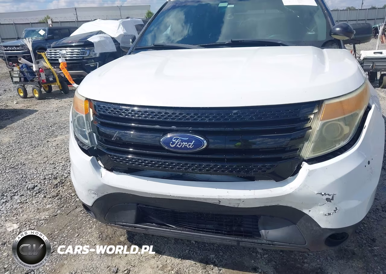 2015 Ford Utility Police Interceptor VIN:1FM5K8AR7FGA66374 - 6
