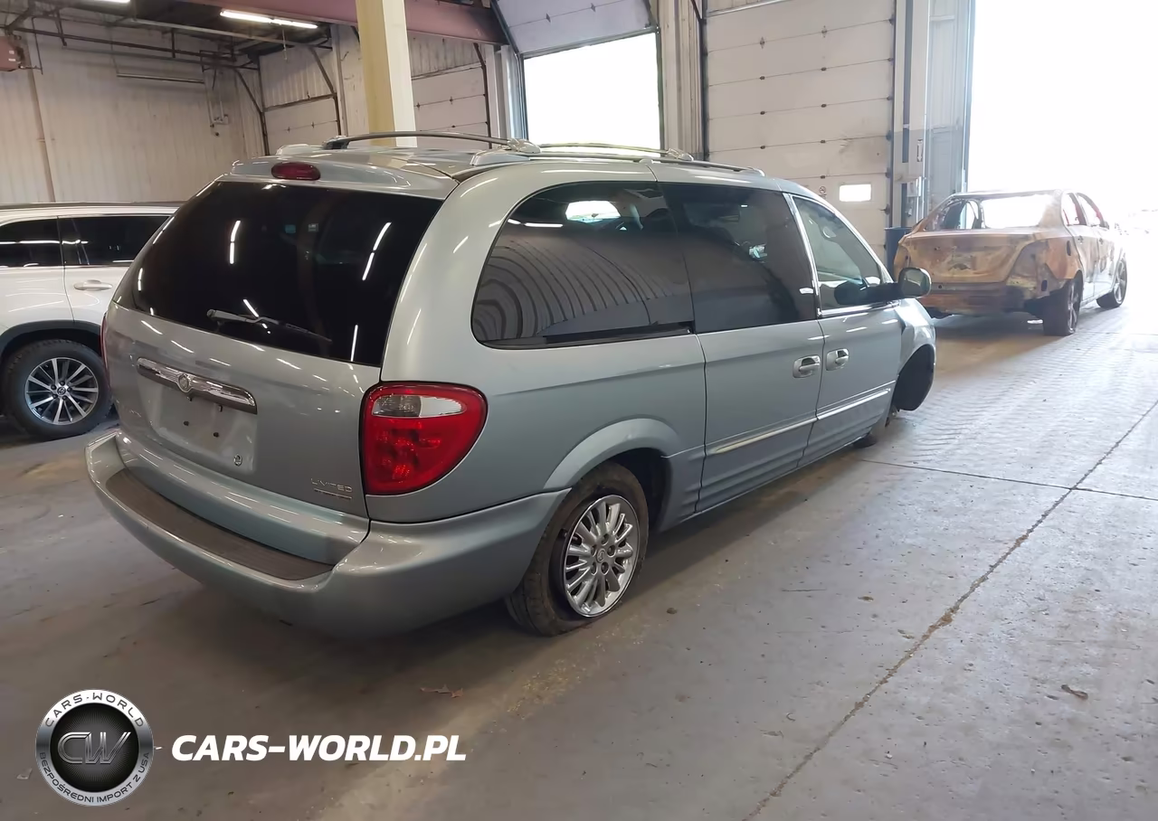 2003 Chrysler Town & Country Limited VIN:2C8GT64L13R162483 - 4