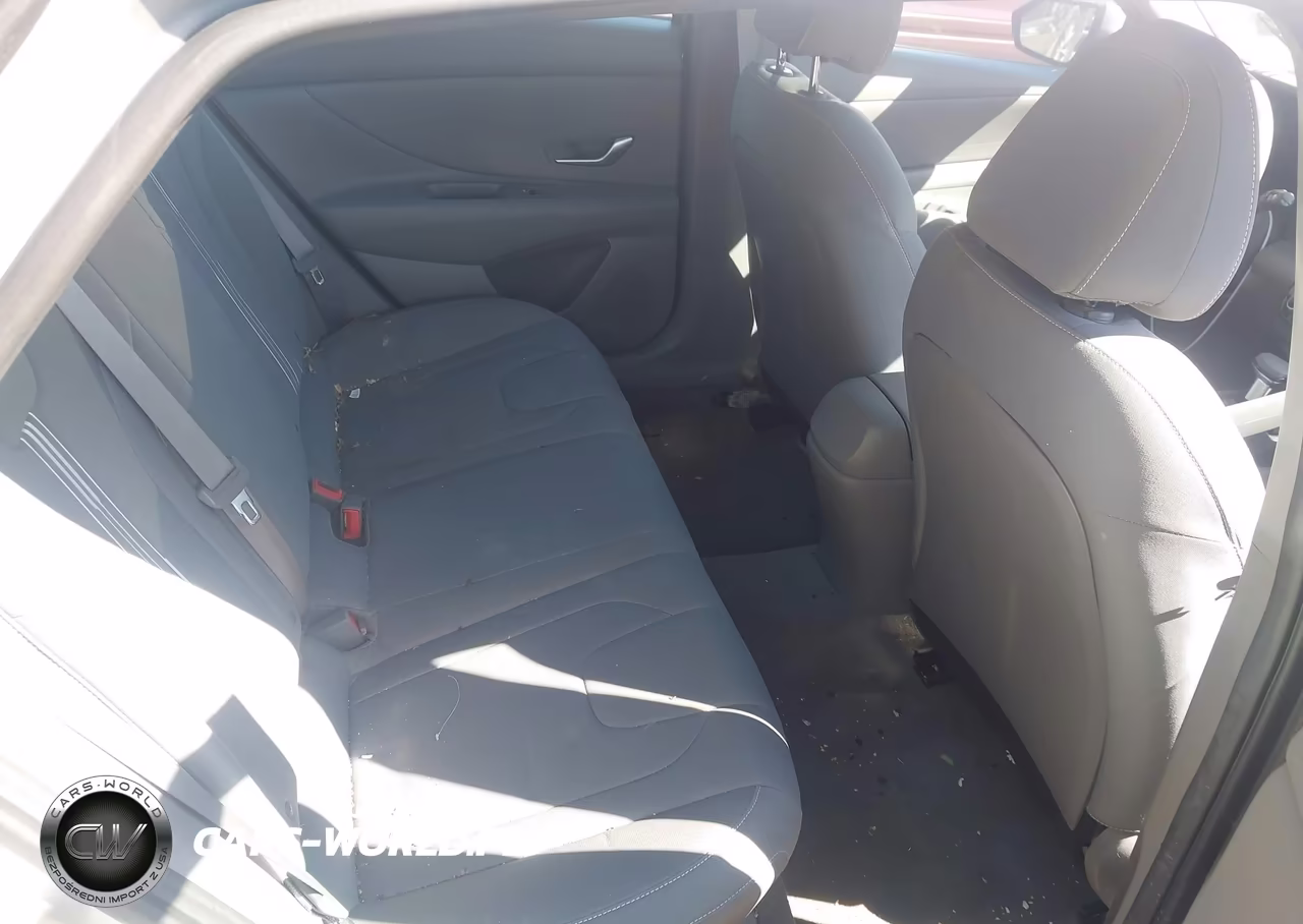 2023 Hyundai Elantra Sel VIN:5NPLM4AG9PH101832 - 8