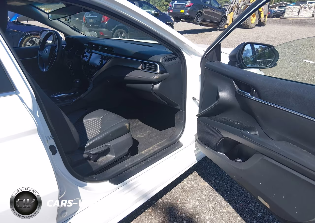 2018 Toyota Camry Se VIN:4T1B11HK5JU583396 - 5