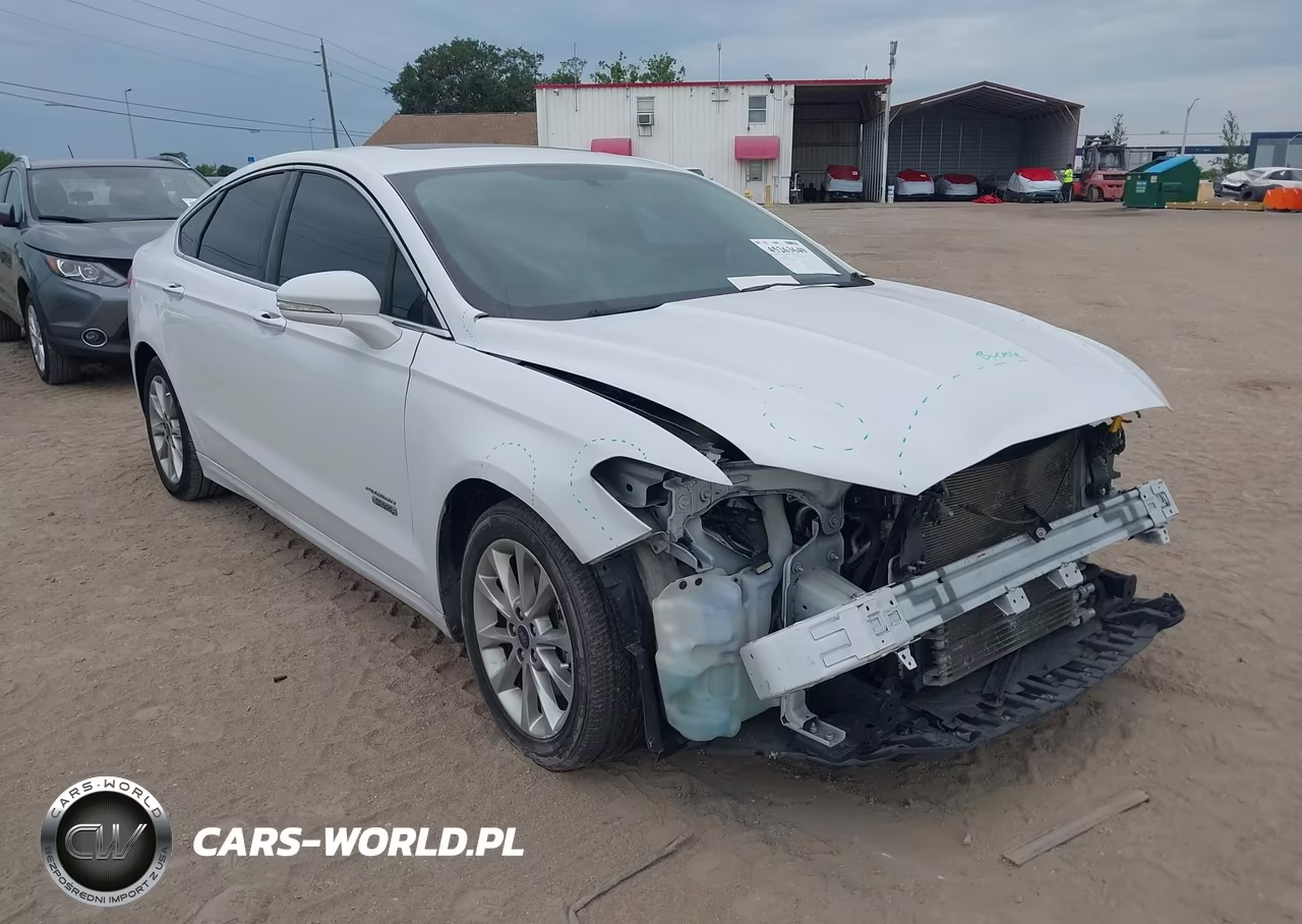 2017 Ford Fusion Energi Se Luxury – zdjęcie 1 z 16