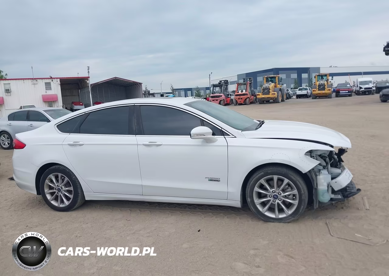 2017 Ford Fusion Energi Se Luxury VIN:3FA6P0PU0HR354262 - 13