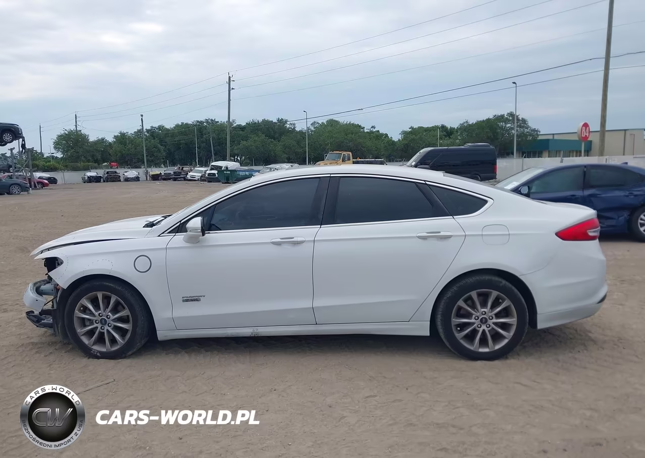 2017 Ford Fusion Energi Se Luxury VIN:3FA6P0PU0HR354262 - 14